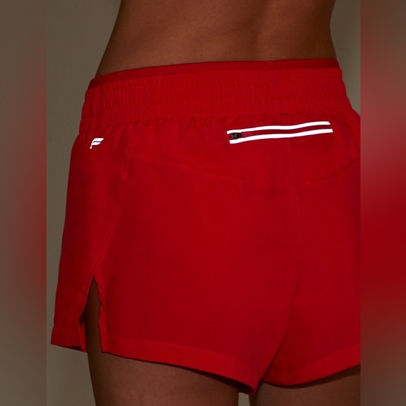 Fabletics Breathe Mid-Rise Shorts Size XS - Picture 4 of 11